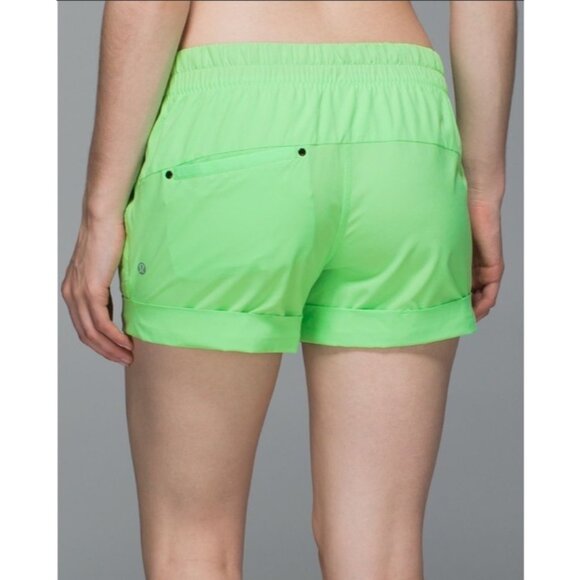 Lululemon Spring Break Away 3” Shorts Swift Drawstring Green Mid-Rise Size 4 - Picture 2 of 10